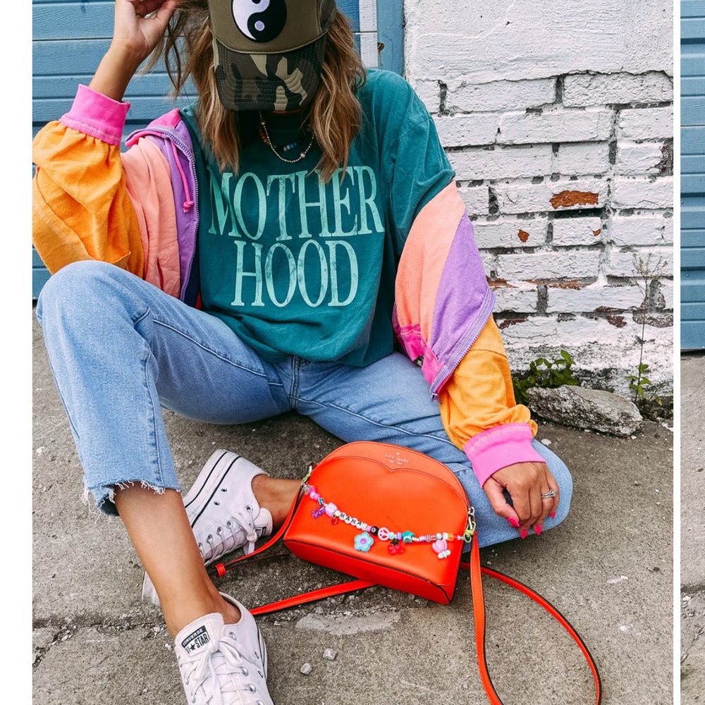 etta & east MOTHERHOOD graphic tee (comfort colors!)